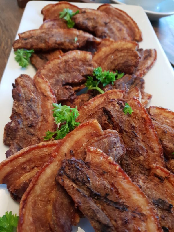 Stegt flæsk med persillesovs